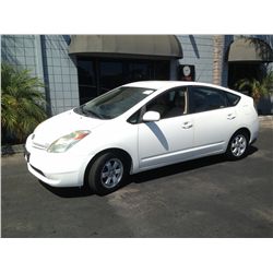 2004 TOYOTA PRIUS