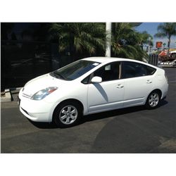 2004 TOYOTA PRIUS