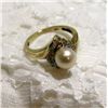 Image 1 : Ladies 10k White Pearl & Diamond Ring 3.1 Grms