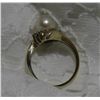 Image 3 : Ladies 10k White Pearl & Diamond Ring 3.1 Grms