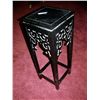 Image 1 : BLACK STAND WITH CUTOUTS