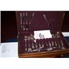Image 2 : VINTAGE SET OF 1950'S PRESTIGE SILVERPLATE FLATWARE IN WOODEN PRESENTATION BOX