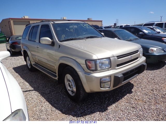 1998 - INFINITI QX4