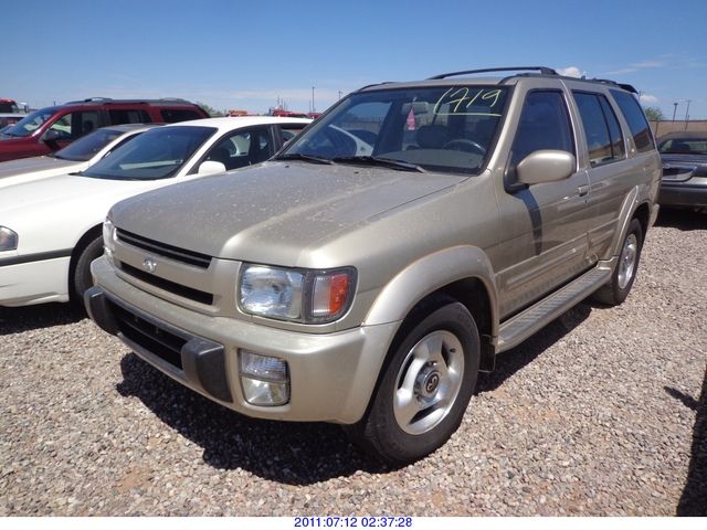 1998 - INFINITI QX4