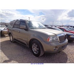 2004 - LINCOLN NAVIGATOR