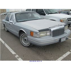 1994 - LINCOLN TOWN CAR