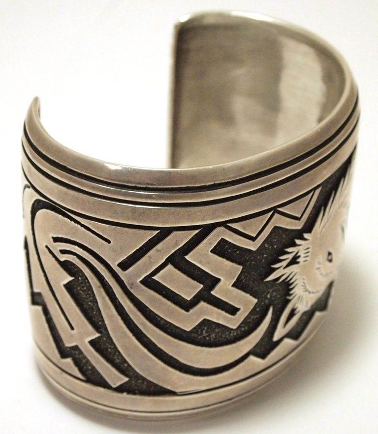 Vintage Old Pawn Navajo Sterling Silver Wolf LARGE Cuff Bracelet ...