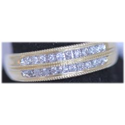 0.29 CTW 14K YELLOW GOLD DIAMOND RING