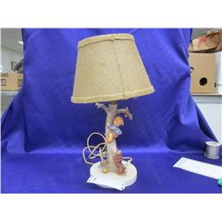 Hummel Lamp
