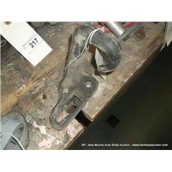 FRAME STRAIGHTENING ACCESSORY