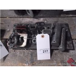 FRAME STRAIGHTENING ACCESSORY