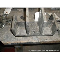 FRAME STRAIGHTENING ACCESSORY