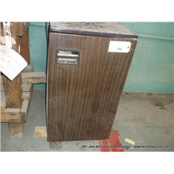 MONTGOMERY WARD MINI FRIDGE