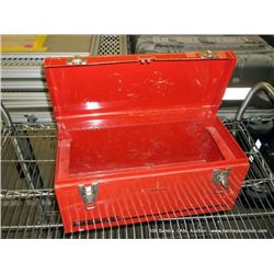 METAL TOOL BOX