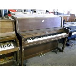 WURLITZER PIANO (print sequence:) 1100569