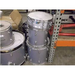 LUDWIG DRUMS (3X THE MONEY )