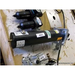 SPEEDAIRE 5VC91 DESICCANT DRYER