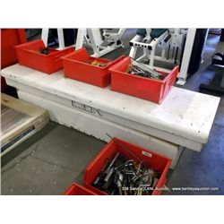 DELTA METAL TRUCK TOOLBOX (print sequence:) 2181