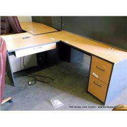 COMPUTER DESK WITH RETURN