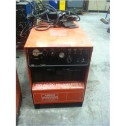 1987 AIRCO HELIWELDER 250 AC/DC No warranties are offered or implied. Location: 4000 University Dr. 