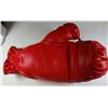 Image 3 : Muhammad Ali AUTOGRAPHED Everlast Boxing Glove