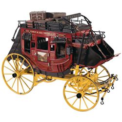 Franklin Mint 1/16 Scale Die Cast Wells Fargo & Company Overland Stagecoach Model with Four Books on