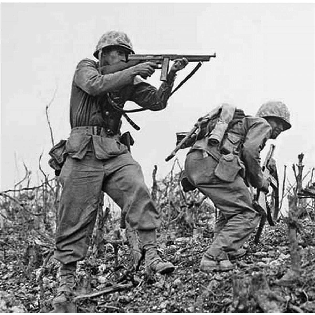 Desirable World War II Fully Automatic Class III AutoOrdnance Model 1928A1 Thompson Submachine Gun