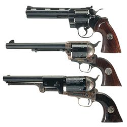 Cased Three Drawer Colt USA Bicentennial Commemorative Three Revolver Set -A) Colt U.S.A. Bicentenni