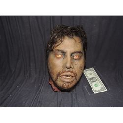 PIRATES OF THE CARIBBEAN ON STRANGER TIDES SCREEN USED SEVERED HEAD SEEN ON WOODEN SPIKE 4