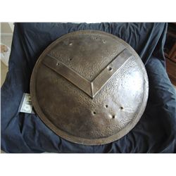 300 SPARTAN BATTLE DAMAGED SHIELD USED AT SET PIECE