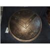 Image 2 : 300 SPARTAN BATTLE DAMAGED SHIELD USED AT SET PIECE