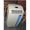 Image 1 : Portable air conditioner