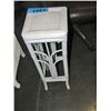 Image 1 : Small white wicker plant stand