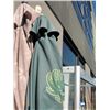Image 1 : Outdoor patio umbrella
