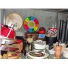 Image 1 : Shelf lot of collectables, misc and decorative