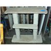 Image 1 : Cat scratching platform