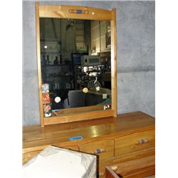 Maple 9 drawer dresser with mirror
