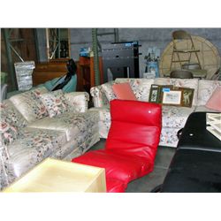 2pc floral upholstered sofa and loveseat set