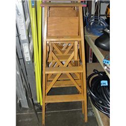 Approx 4F tall wooden step ladder
