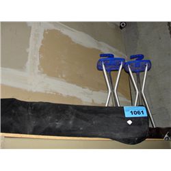 Folding camp chair, 2 folding sport seats and a
