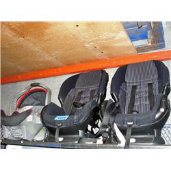 Lot of 3 childs carseats, condition unknown