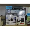 Image 1 : Adjustable wall mount