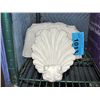 Image 1 : White plaster sea shell wall sconse