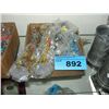 Image 1 : 1box of hand made assorted jewelry