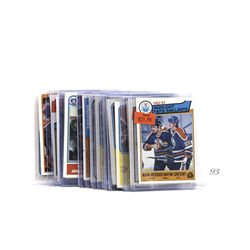 Lot of 20 wayne gretzky collectors trading cards