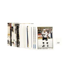 Box of 100 wayne gretzky collectors trading cards