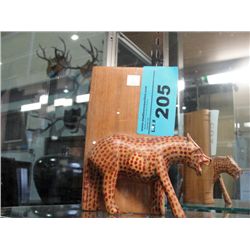 Hand crafted wood carved decorative hyuina