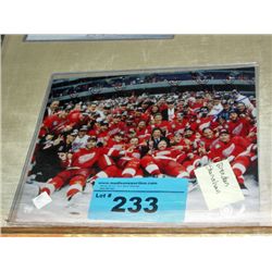 Signed brendan shanahan hockey photo