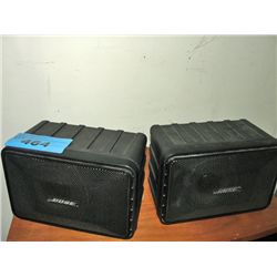 Pair of bose model 101 music moniter home audio
