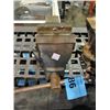 Image 1 : Bench vice